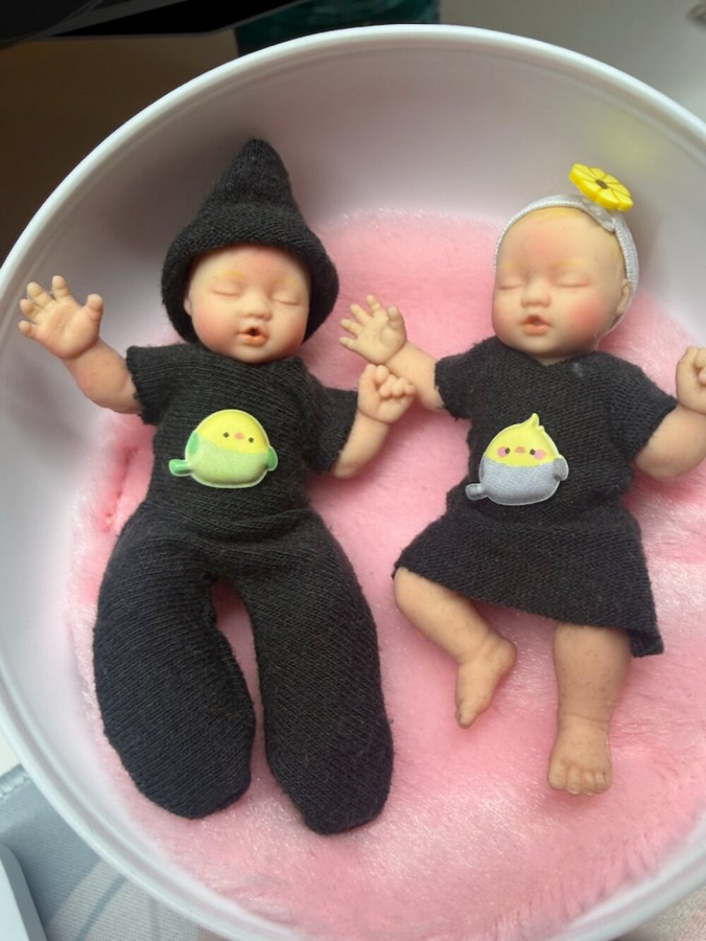 Twin Clothes Set For Babies Mini Zuru Series 2